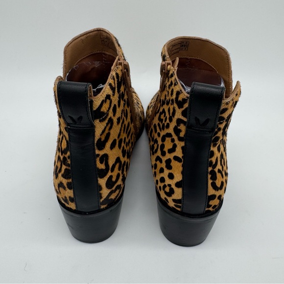 Vionic Clara Leather Cow Hair Leopard Ankle Boot Size 8.5 - Picture 5 of 12